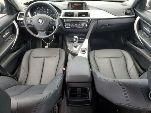 2017 BMW 320