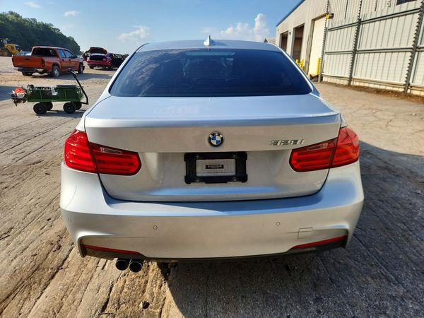 2015 BMW 328