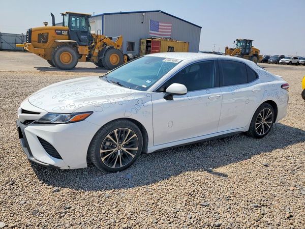 2020 TOYOTA CAMRY