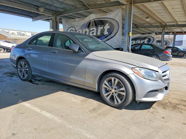 2016 MERCEDES-BENZ C C300-4M