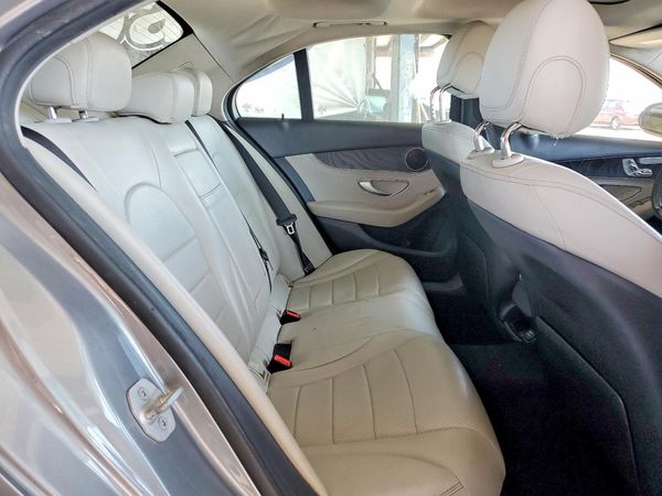 2016 MERCEDES-BENZ C C300-4M