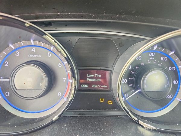 2013 HYUNDAI SONATA