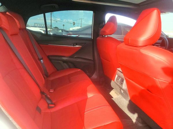 2025 TOYOTA CAMRY
