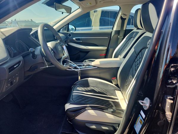 2023 HYUNDAI SONATA SE