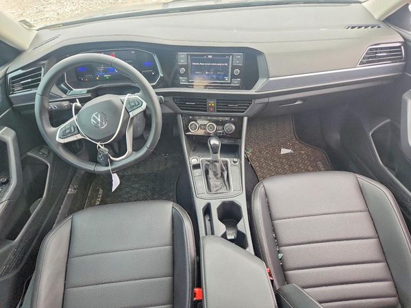 2023 VOLKSWAGEN JETTA SE w/ Sunroof