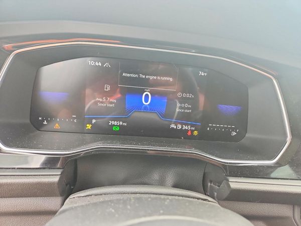 2023 VOLKSWAGEN JETTA SE w/ Sunroof