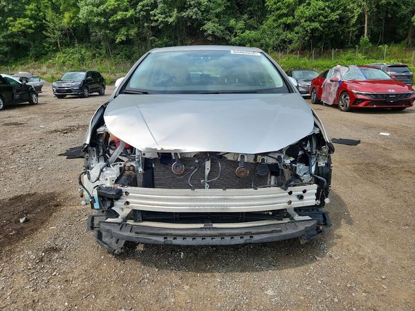 2016 TOYOTA PRIUS One/Two