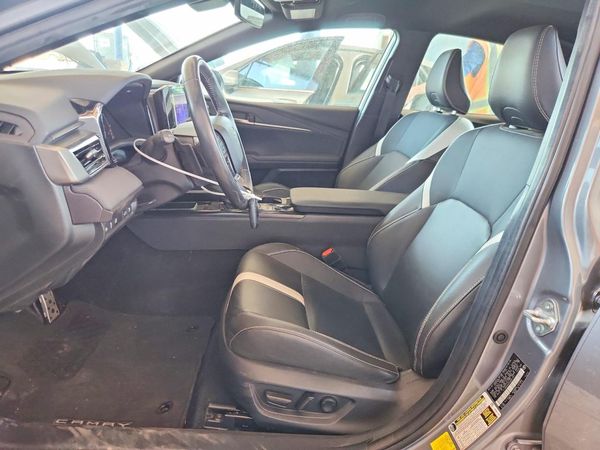 2025 TOYOTA CAMRY — DENT
