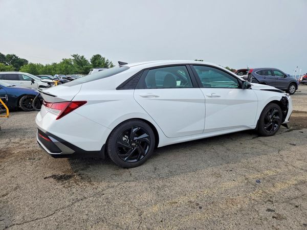 2026 HYUNDAI ELANTRA