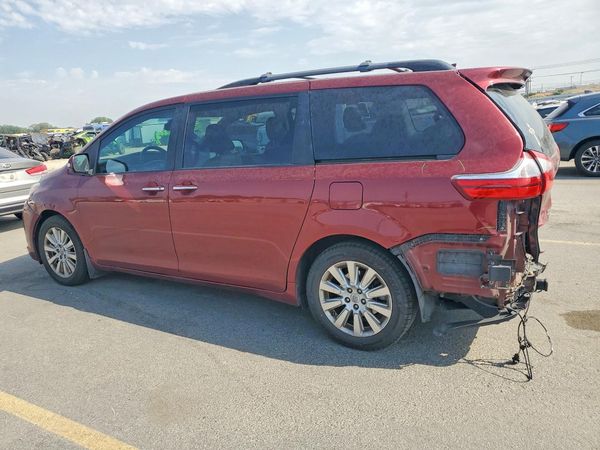 2015 TOYOTA SIENNA
