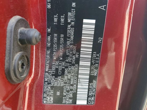 2015 TOYOTA SIENNA