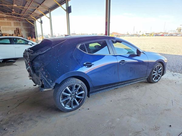 2020 MAZDA 3