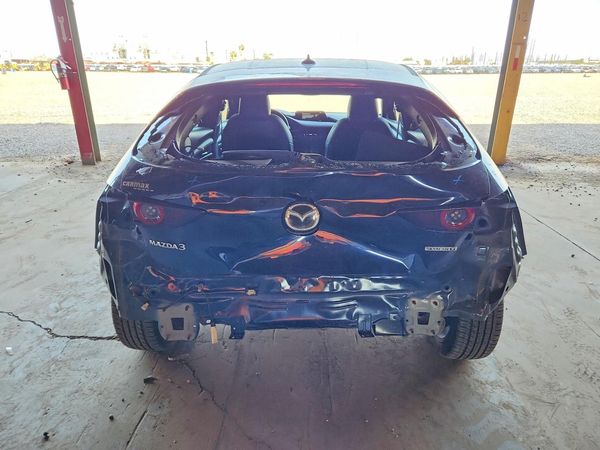 2020 MAZDA 3