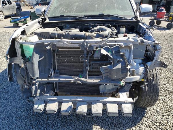 2017 TOYOTA TACOMA