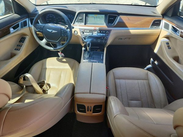 2017 GENESIS G80