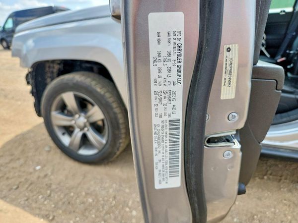 2014 JEEP PATRIOT Latitude — VINS