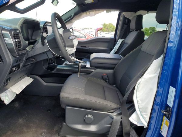 2025 FORD F150 STX