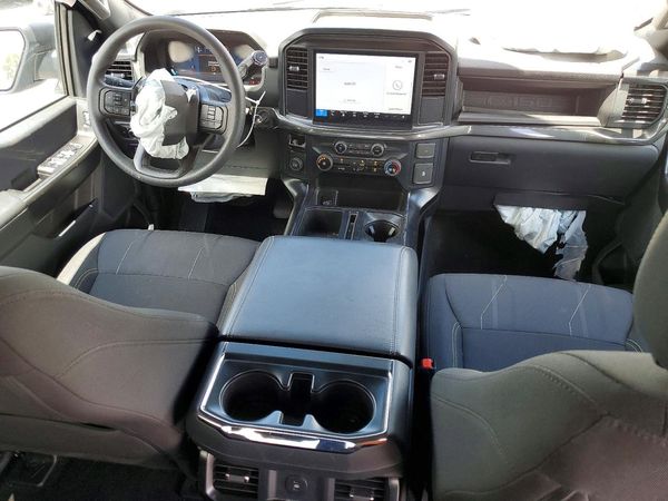 2025 FORD F150 STX