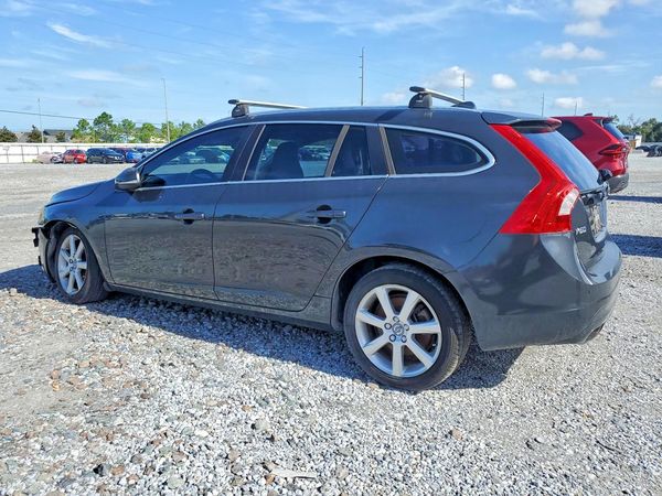 2016 VOLVO V60