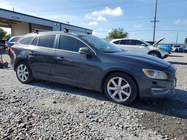 2016 VOLVO V60