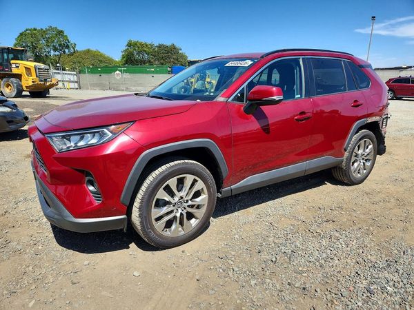 2019 TOYOTA RAV4 XLE Premium