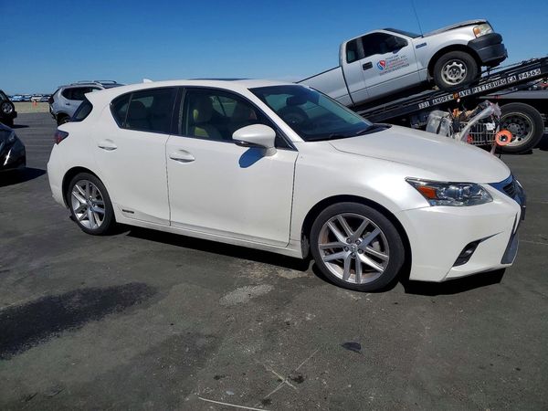 2017 LEXUS CT 200h