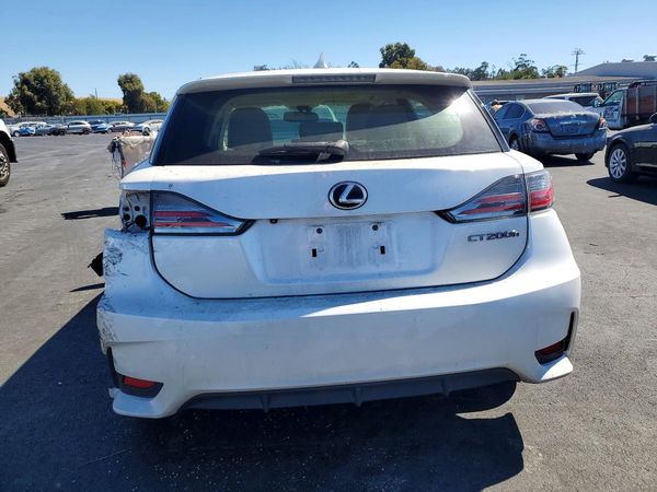 2017 LEXUS CT 200h