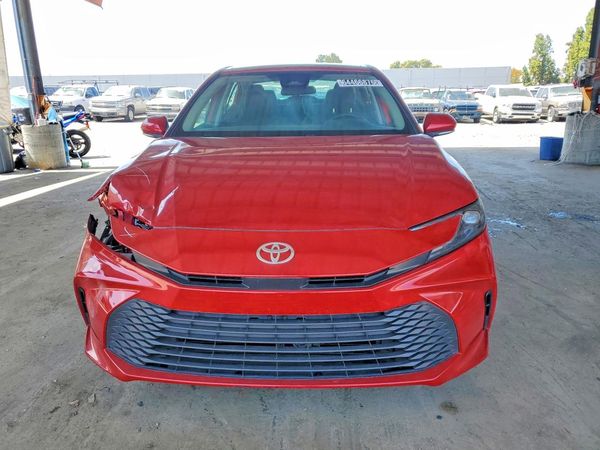 2025 TOYOTA CAMRY