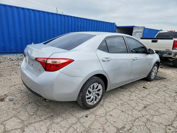2017 TOYOTA COROLLA