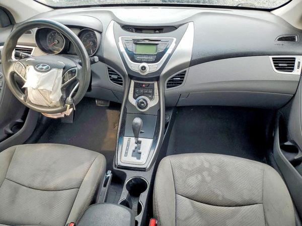 2012 HYUNDAI ELANTRA GLS(Middle grade)