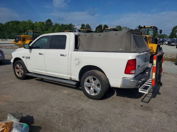 2017 RAM 1500 SLT