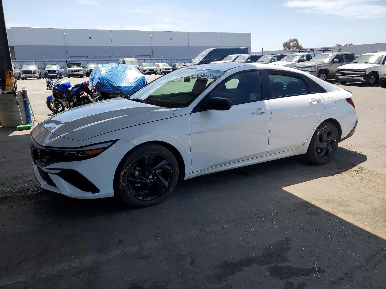 2026 HYUNDAI ELANTRA
