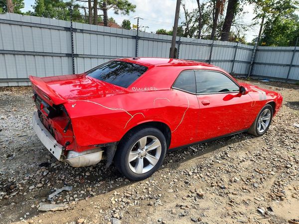 2018 DODGE CHALLENGER SXT