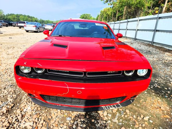 2018 DODGE CHALLENGER SXT