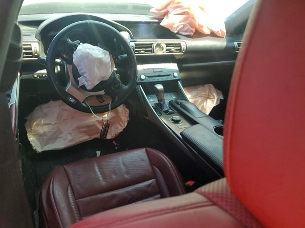 2016 LEXUS IS