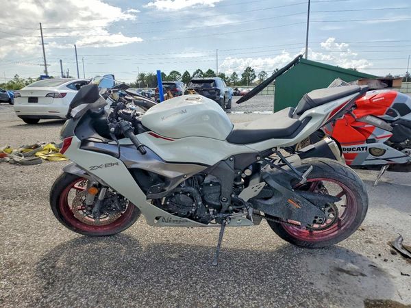 2024 KAWASAKI NINJA 600