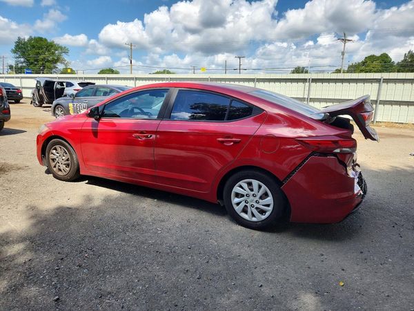2018 HYUNDAI ELANTRA SE