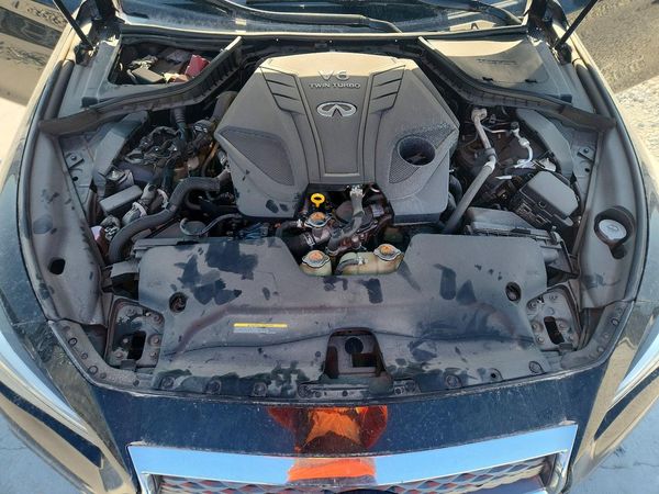 2021 INFINITI Q50 LUXE — Engine bay