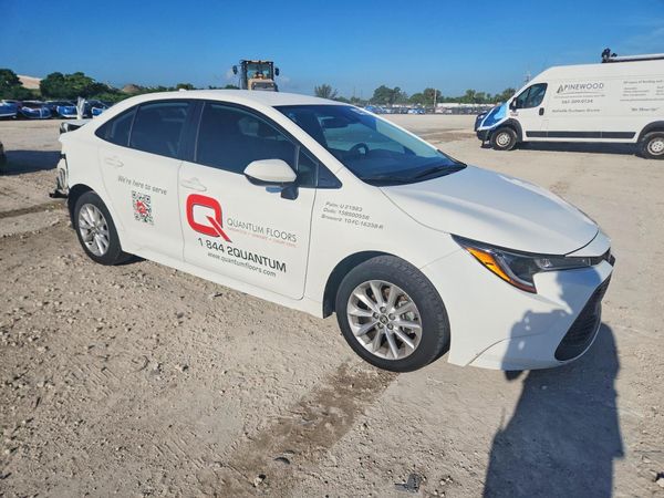 2022 TOYOTA COROLLA