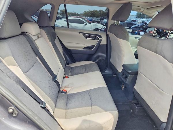 2019 TOYOTA RAV4 XLE / XLE Premium 4WD