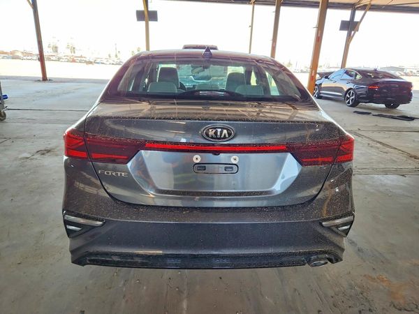 2021 KIA FORTE FE, LXS