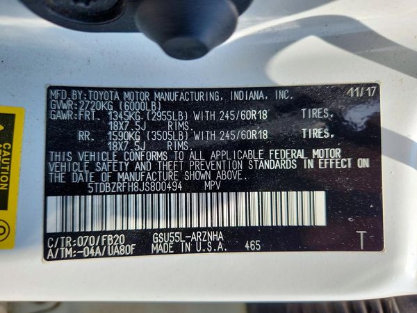 2018 TOYOTA HIGHLANDER LE/LE Plus