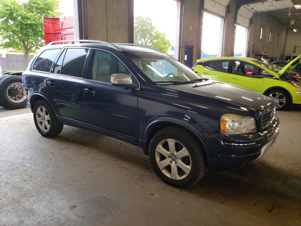 2013 VOLVO XC90