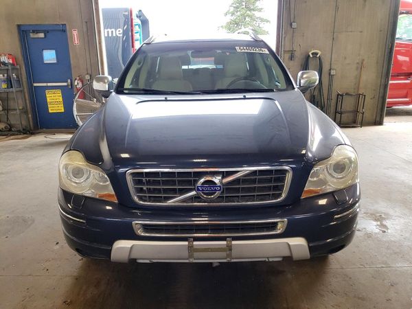 2013 VOLVO XC90
