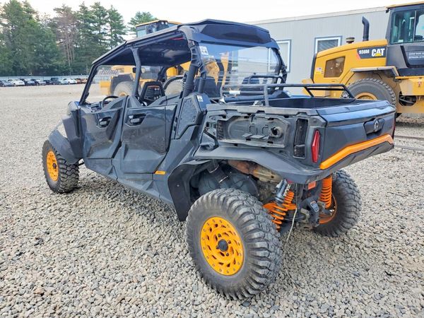 2022 CAN-AM COMMANDER MAX