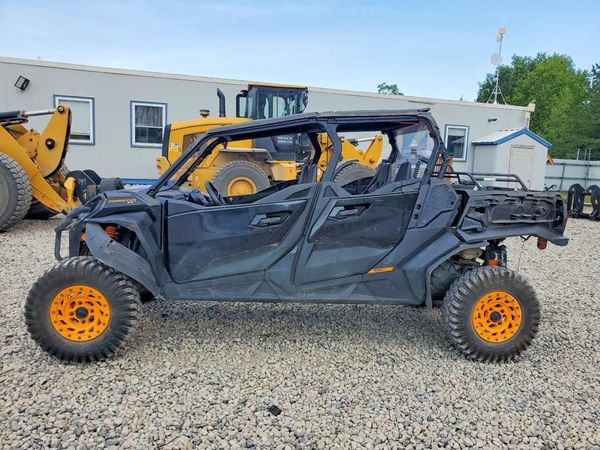 2022 CAN-AM COMMANDER MAX