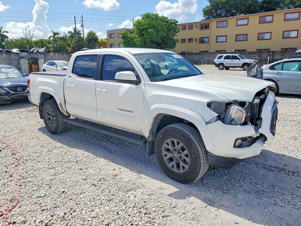 2020 TOYOTA TACOMA SR5