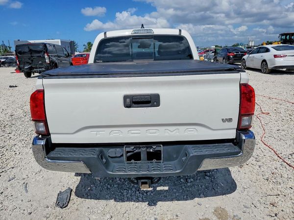 2020 TOYOTA TACOMA SR5