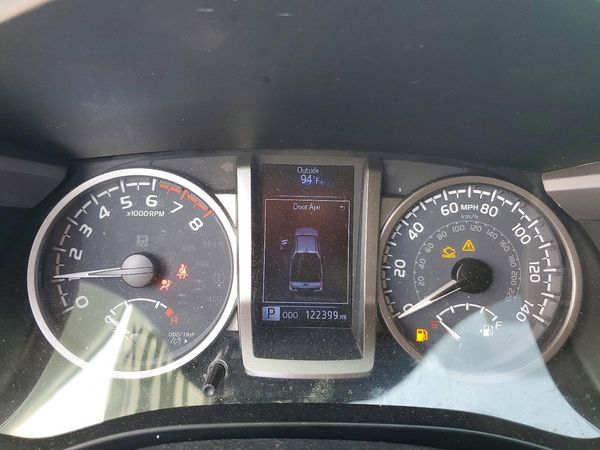 2020 TOYOTA TACOMA SR5