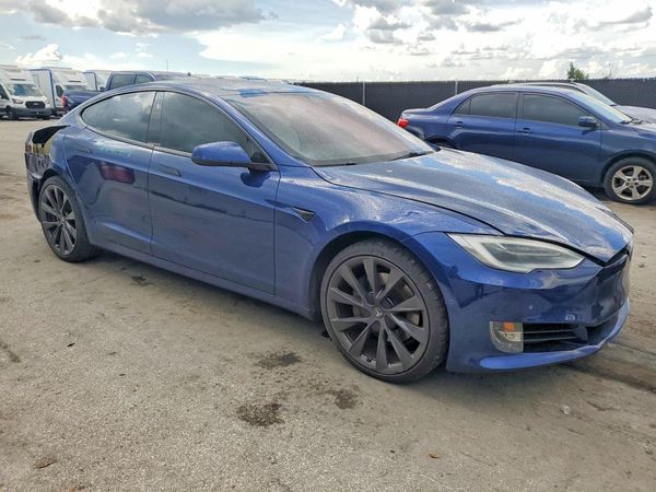 2017 TESLA MODEL S